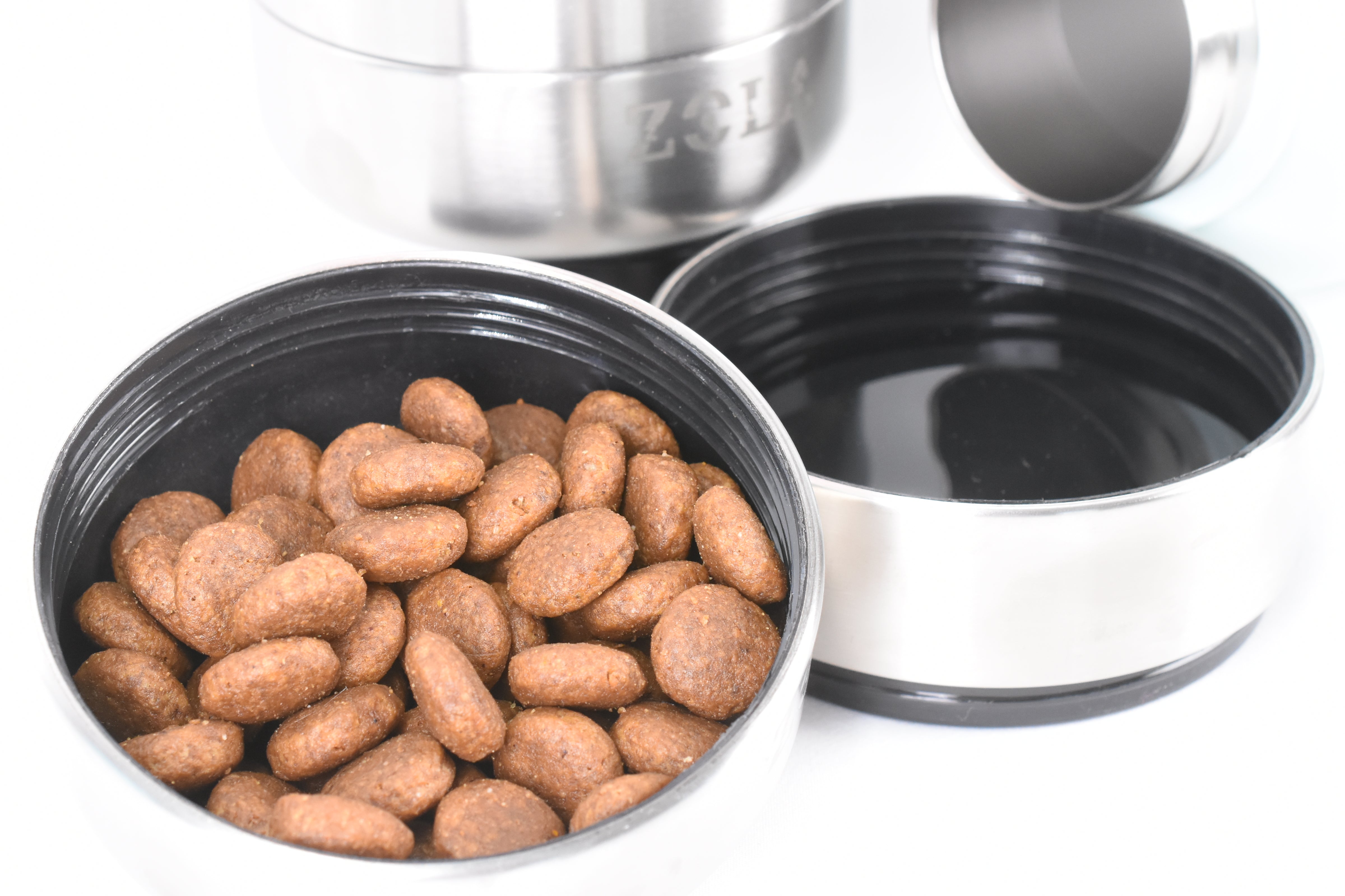 SnackSpout - Dog Water Bottle